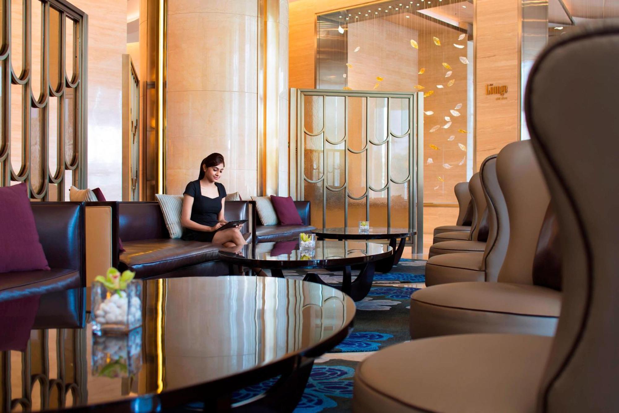 Hotel Jw Marriott Mumbai Sahar Airport Exteriér fotografie The lobby